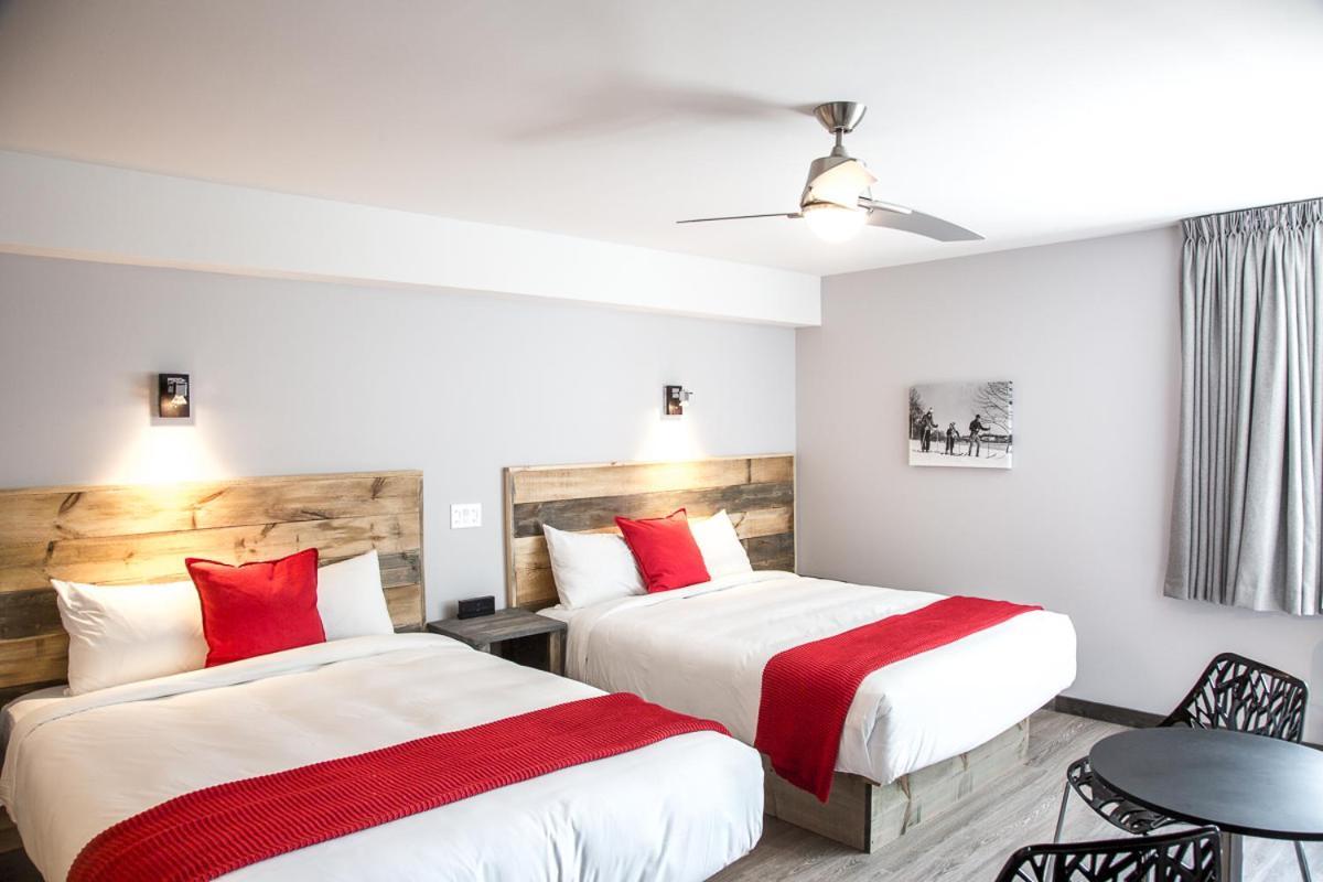Hotel Far Hills Val-Morin Exterior foto